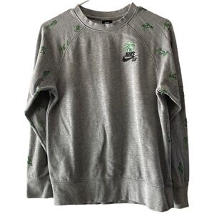 Nike SB gray crewneck with soldier skaters